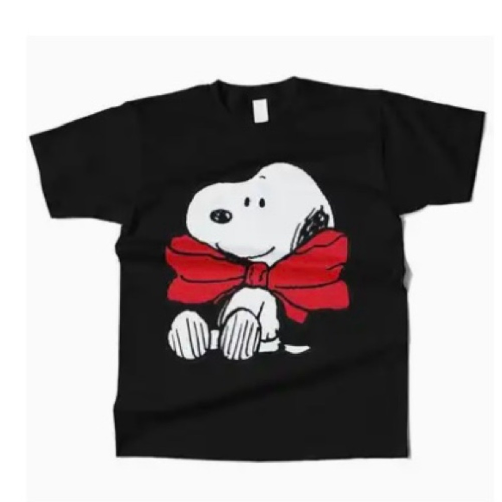 Snoopy Red Bow Design Black T Shirt NWOT